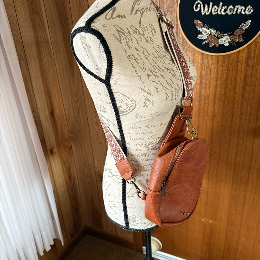 Crossbody bag - Picture 6 of 12